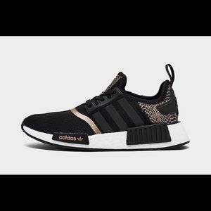 these are brand new adidas shoes size 7.5